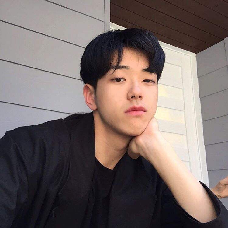 刘媛飘儿