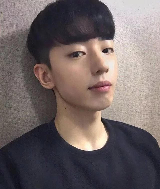 孟群融罡