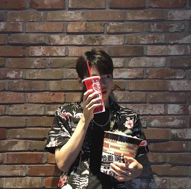 龚志英初