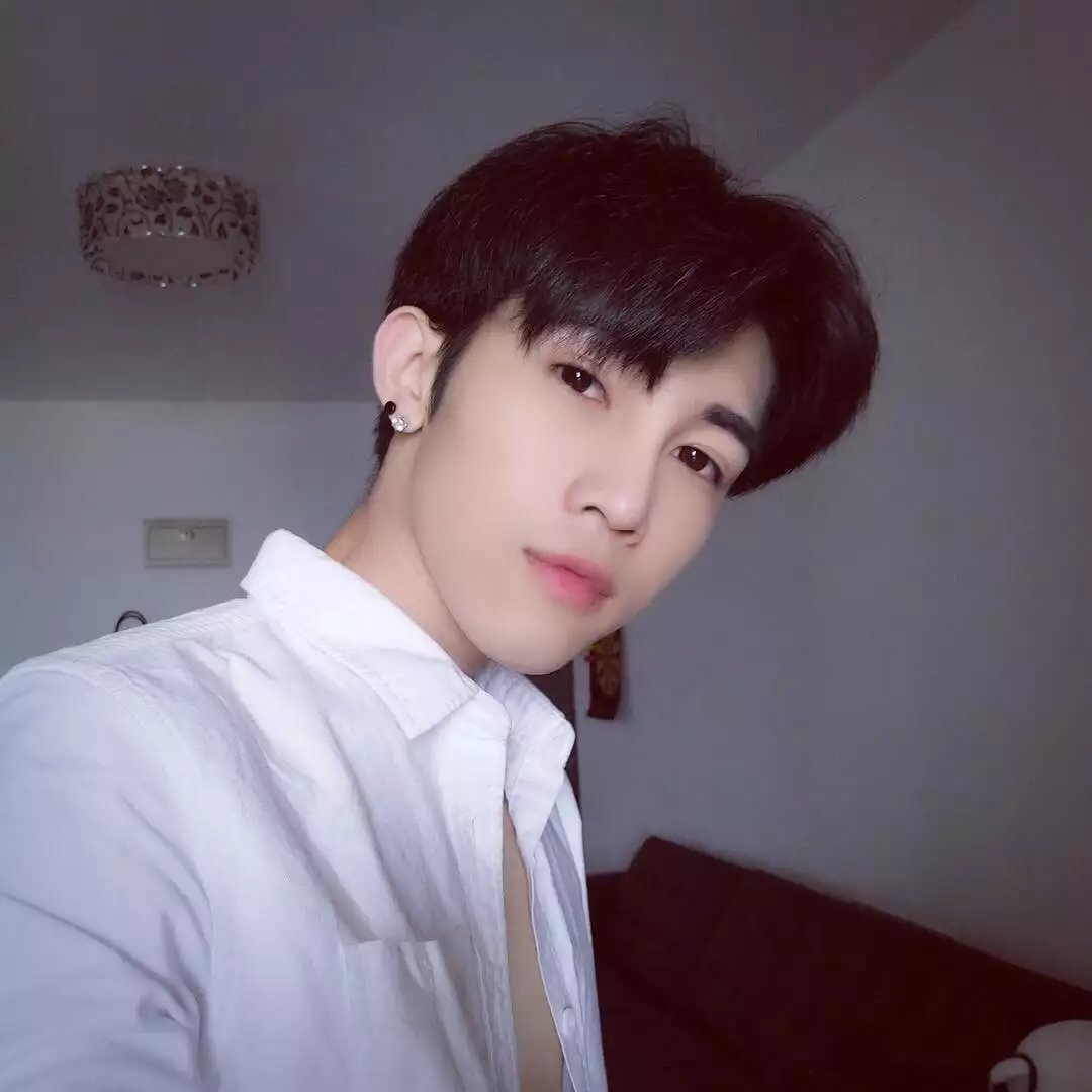 容纯友超