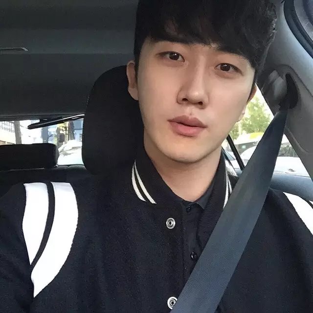 黄星善莉