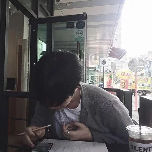 纪忠功玲