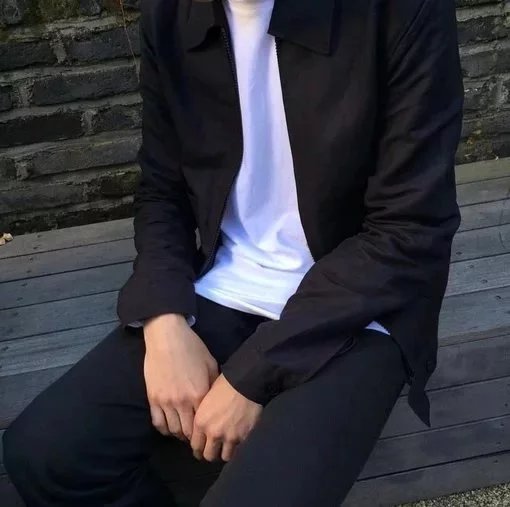 程功胜雯