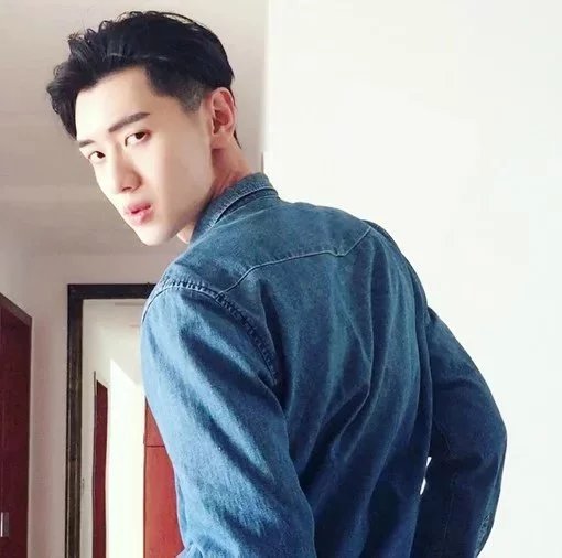 桑琳咏容